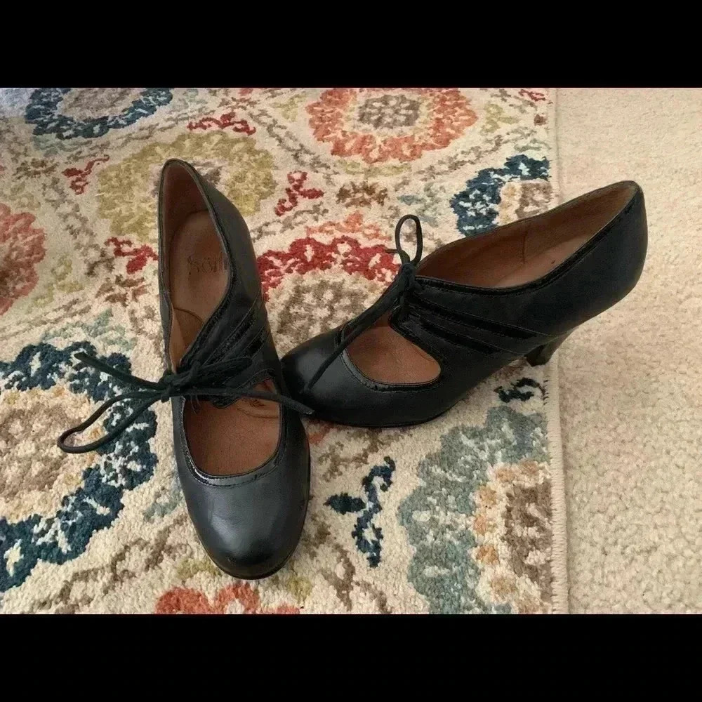 Sofft Brand Black Leather Mary Janes